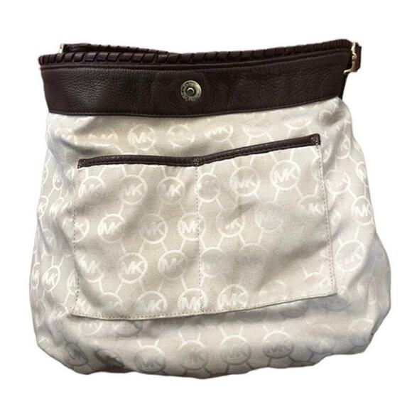 Michael Kors Bennet Straw Hobo Shoulder bag With gold accents & tassel - Picture 11 of 12